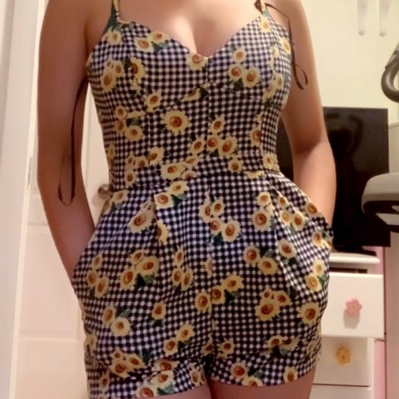 Forever 21 Sunflower Gingham Romper - Picture 3 of 3
